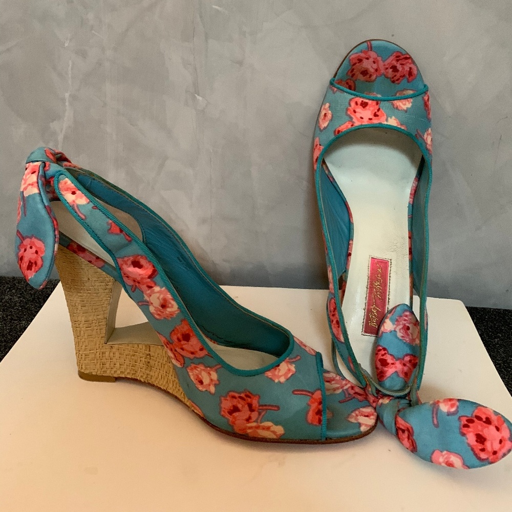 Betsey Johnson Floral Peep Toe Wedges - Picture 4 of 10